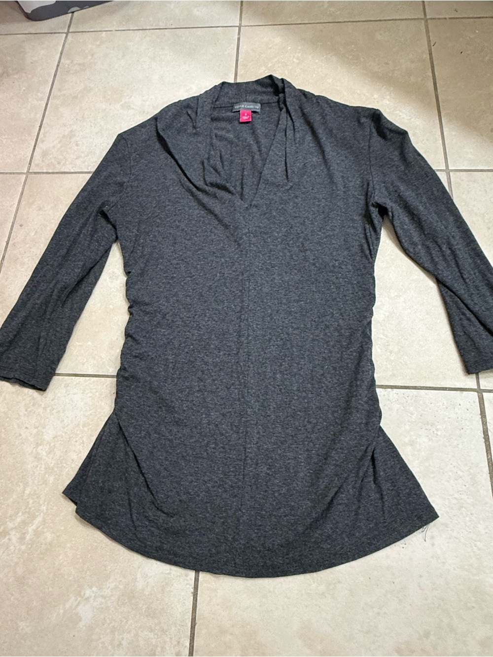 Vince Camuto Dark Gray V-Neck Tunic Top